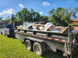 Best Garage Cleanout  in Meridian Hills, IN